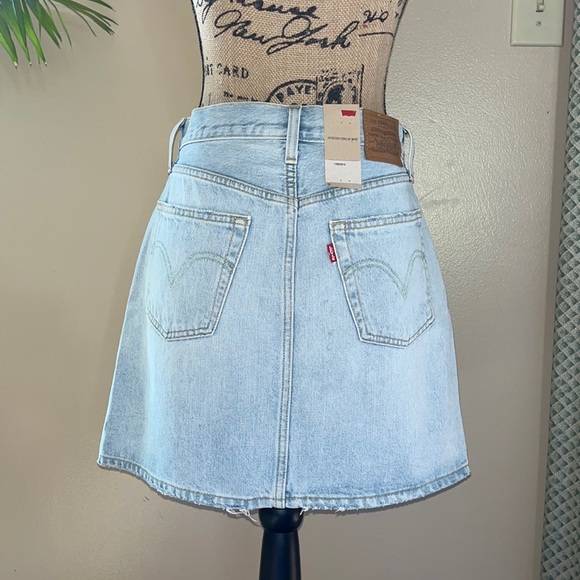 NWT Levi’s High Rise Decon Iconic BF Skirt - Picture 7 of 13